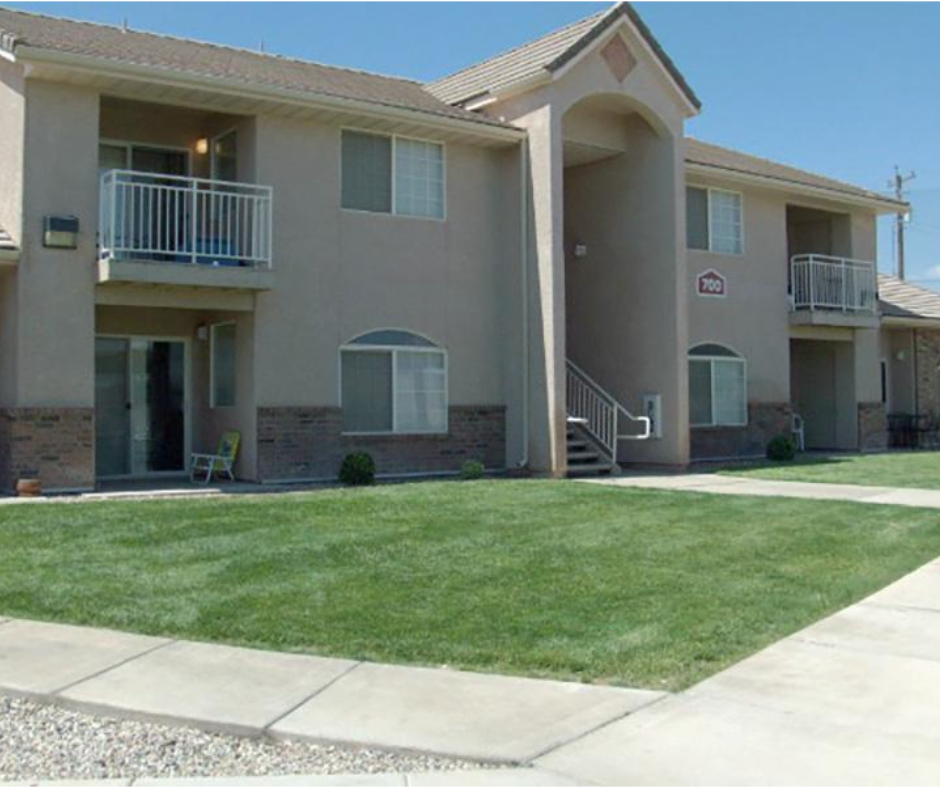 Desert Rose Apartments in St. George exterior view